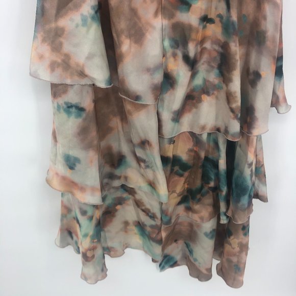 Little Mistress Maternity Marble Tiered Dress 4 - Picture 6 of 8